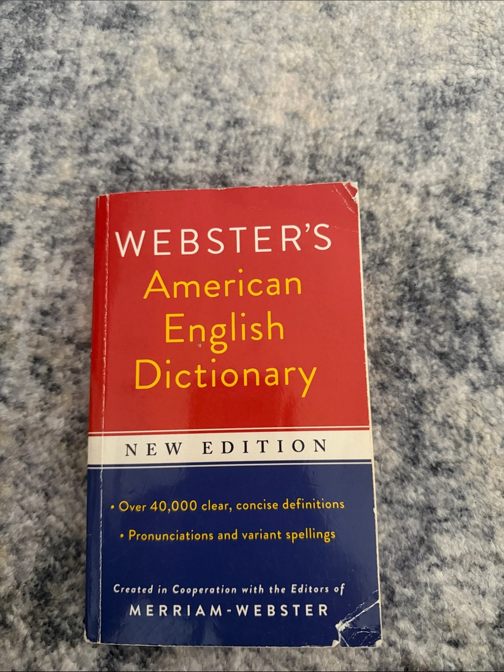 American English Dictionary - Red and Blue